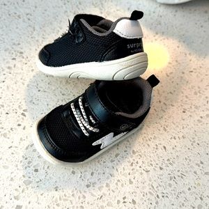 Size 3 Stride Rite baby shoes